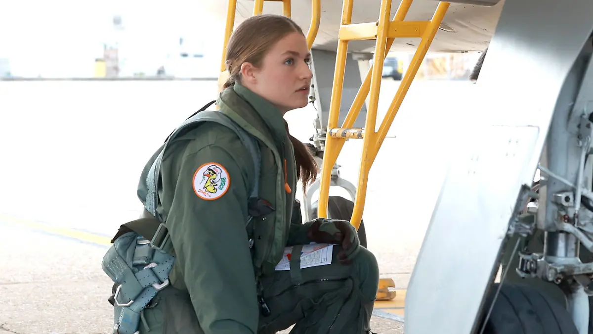Her Royal Highness Princess Leonor, Princess of Asturias, makes her first training flight in the F5 fighter jet at Wing 23 of Talavera la Real Badajoz at Los Llanos Air Base, Albacete, Spain, May 5, 2026 Su Alteza Real la Princesa Leonor, Princesa de Asturias, realiza su primer vuelo de instrucción en el avión de combate F5 en el Ala 23 de Talavera la Real Badajoz en la Base Aérea de Los Llanos, Albacete, Espana 05 de Mayo de 2026 Casa Real/Cordon Press Mandatory credit: Casa de S.M. el Rey Cordon Press PUBLICATIONxNOTxINxFRAxESP