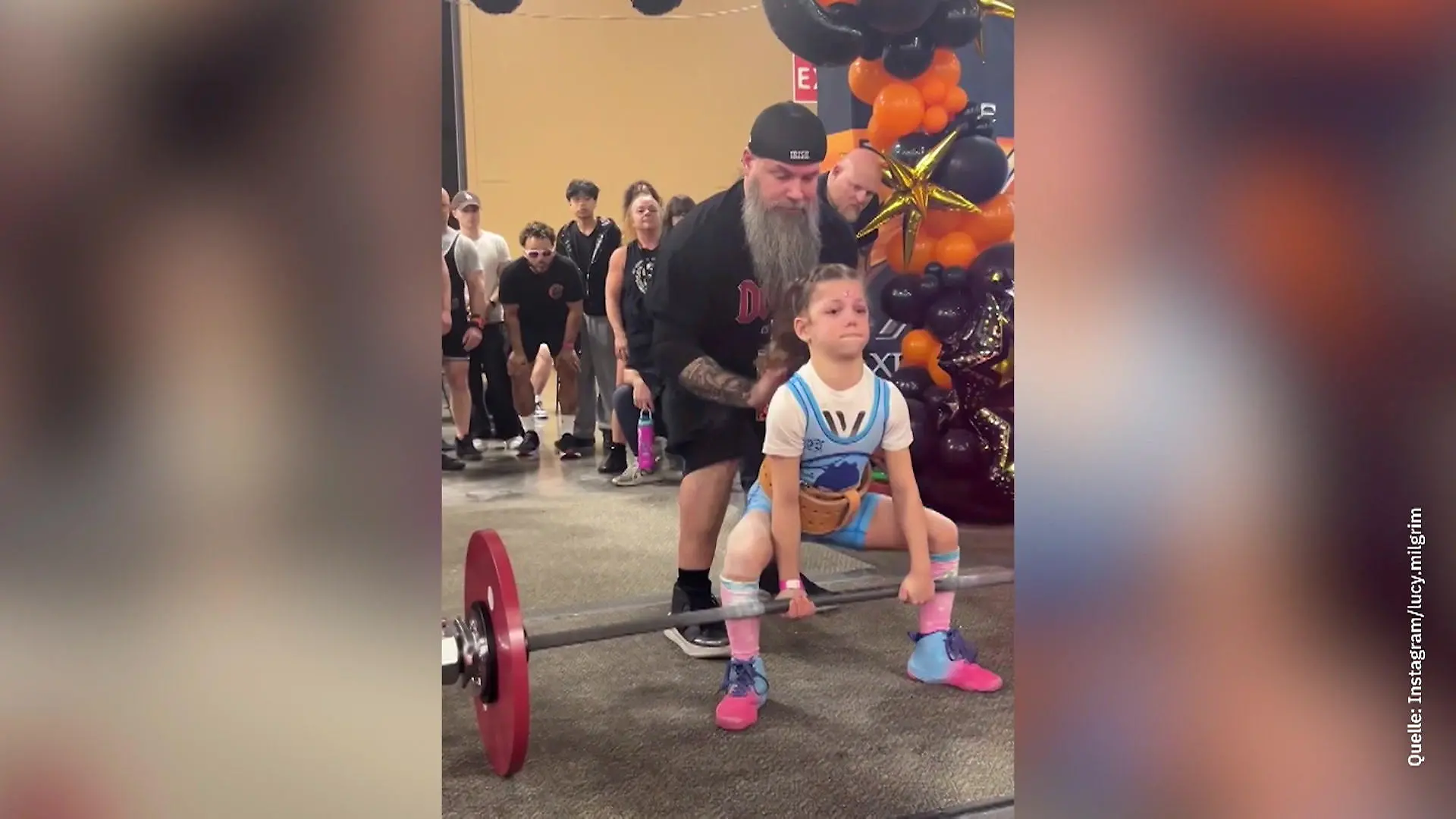 Bild von Eines der stärksten Mädchen der Welt! Lucy (9) hebt 82 Kilo mühelos