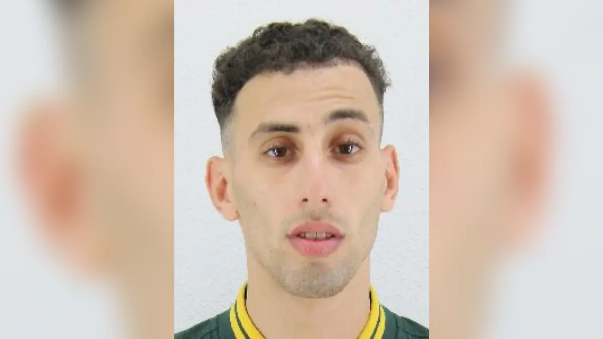 Mit diesem Foto sucht die Polizei nach dem 26-Jährigen