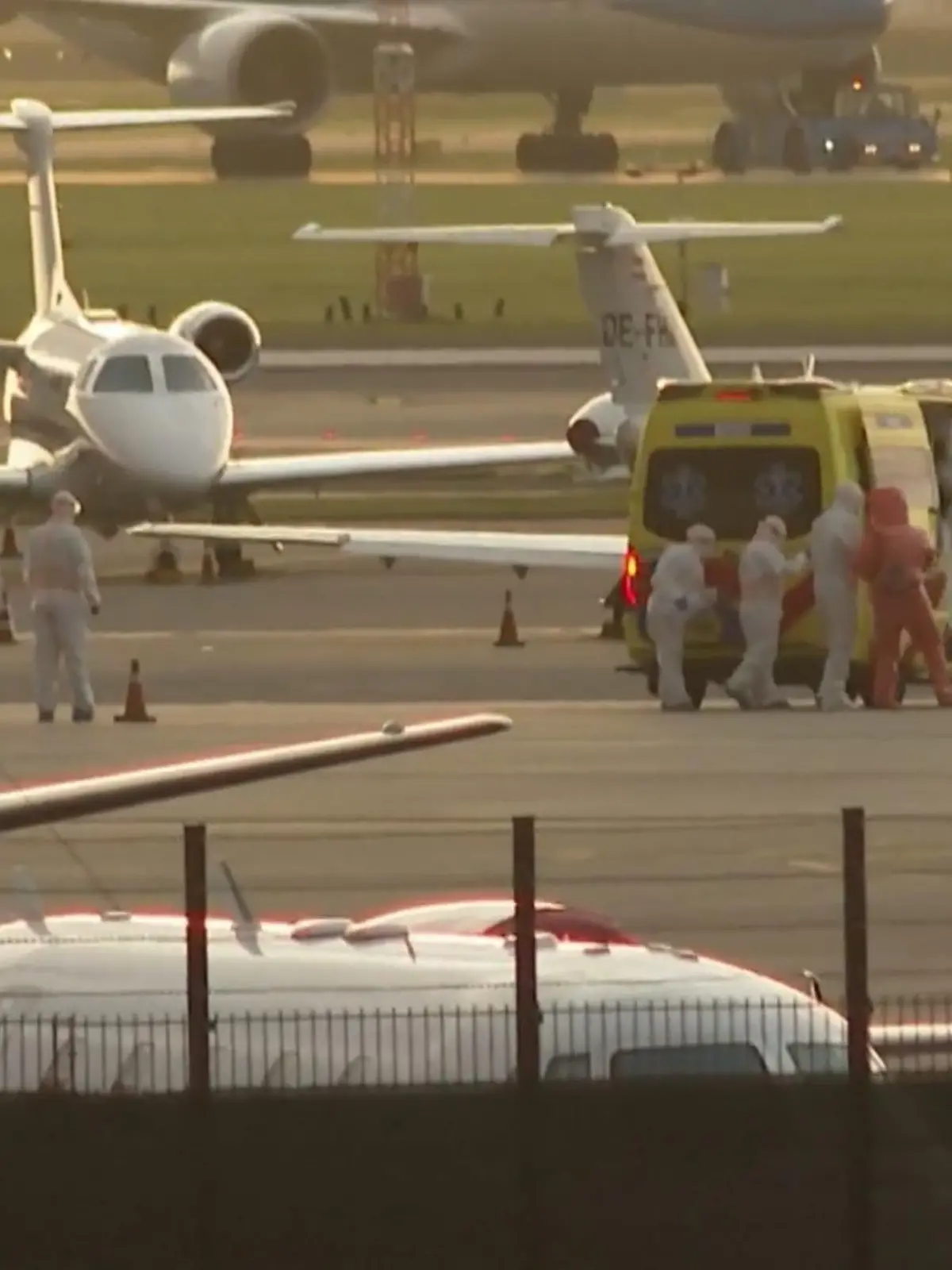 Bild zu: "Verdacht auf tödliches Hantavirus! Deutsche Kreuzfahrt-Passagierin auf Isolierstation"