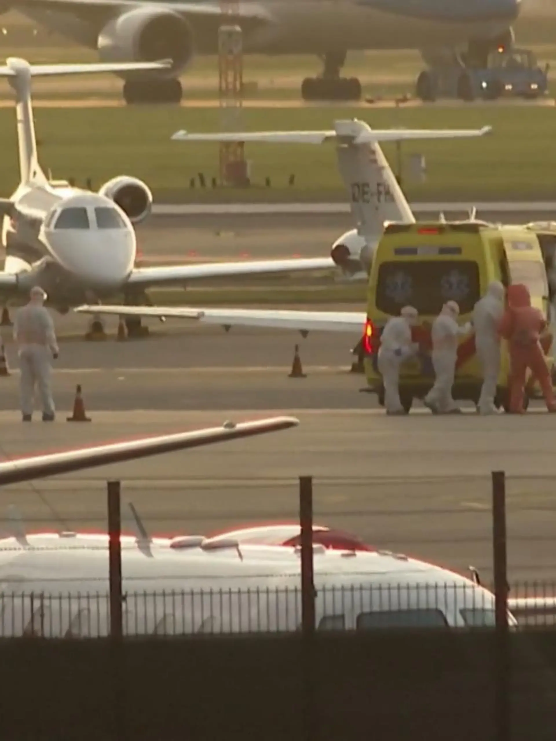 Bild zu: "Verdacht auf tödliches Hantavirus! Deutsche Kreuzfahrt-Passagierin auf Isolierstation"