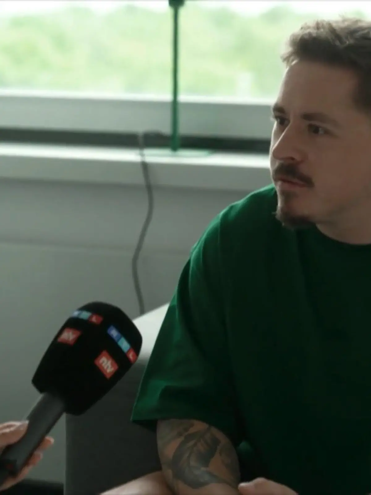 Bild zu: "„Alle mal bisschen heulen“ – Die emotionalsten Backstage-Momente der Show"