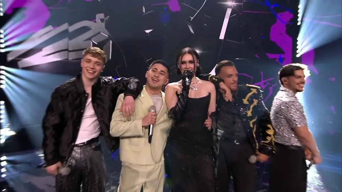 Opening-Hammer! Unsere Finalisten läuten den großen DSDS-Abend ein Hat jemand Finale gesagt?