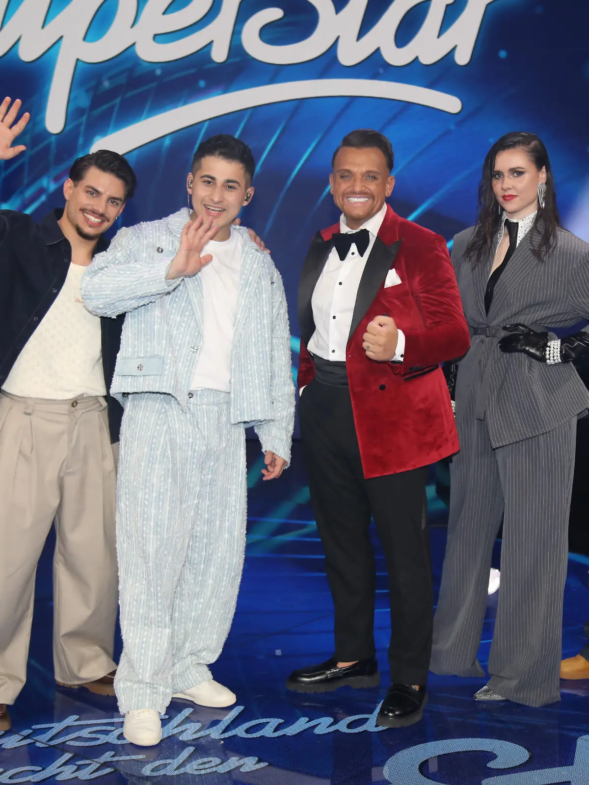 Die Finalisten Abii Faizan, Menowin Fröhlich, Constance Dizendorf und Tyrell Hagedorn