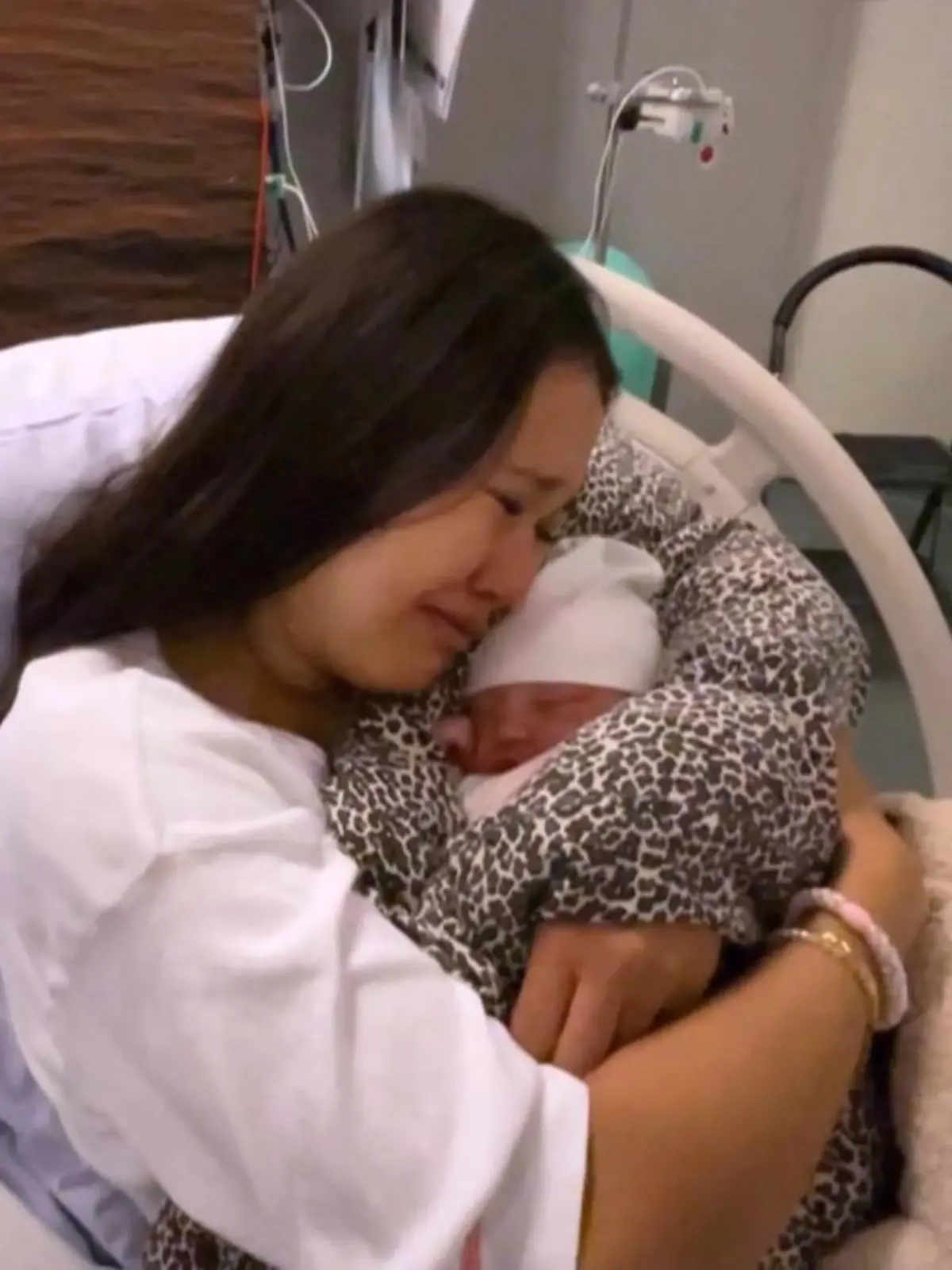 Bild zu: "Eine Stunde nach der Geburt nimmt der Staat Ivana ihr Baby weg"