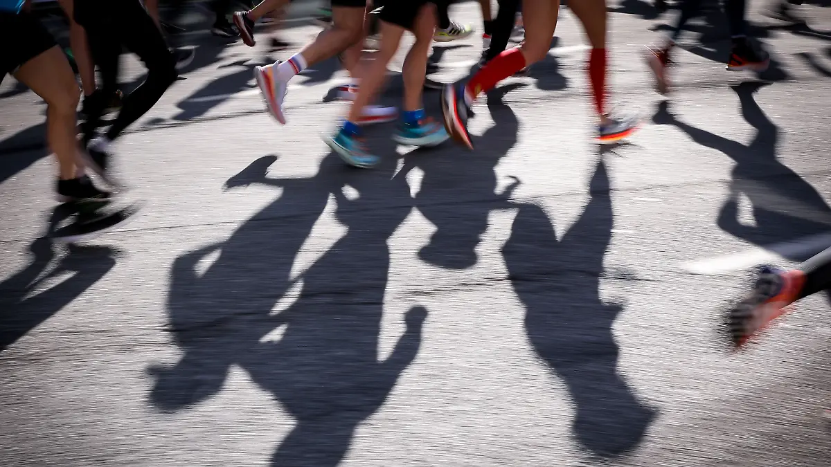 Beim Marathon in Leiden ist eine 15-Jährige gestorben.