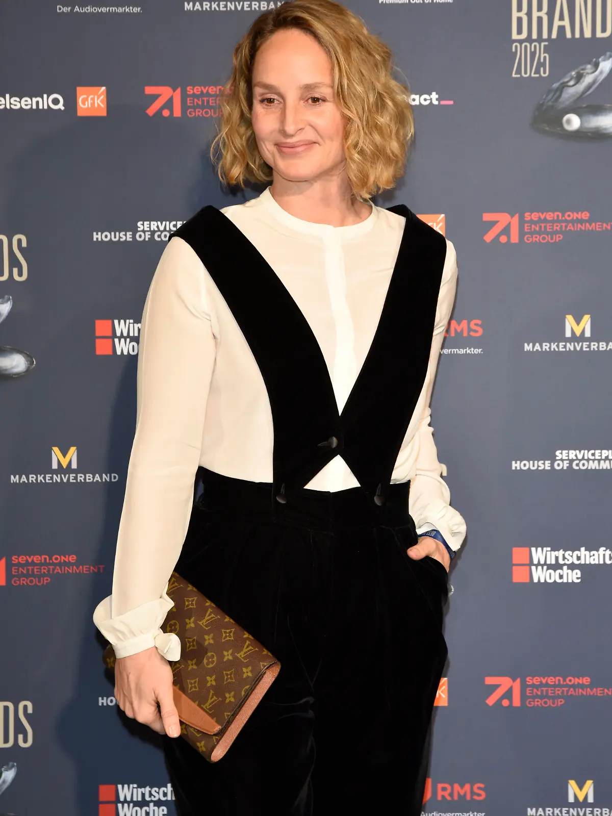 Lara Joy Körner