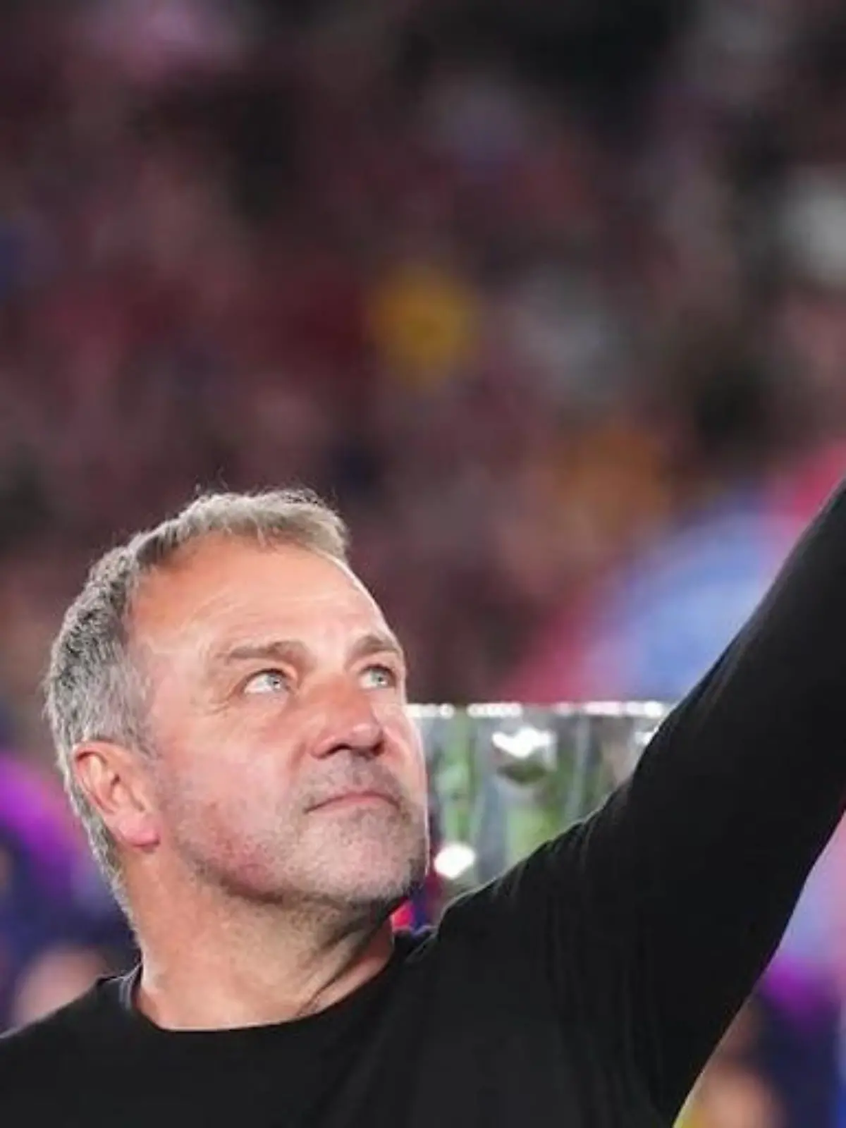 Bild zu: "Ex-Nationaltrainer Hansi Flick erhält Todesnachricht – SO reagiert der FC Barcelona"