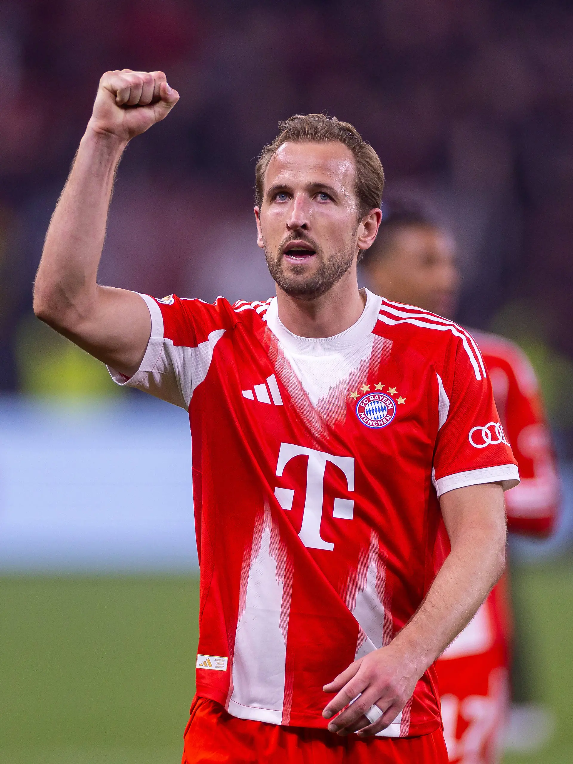 22.04.2026, Fussball, Halbfinale im DFB-Pokal, Bayer 04 Leverkusen - FC Bayern München. Harry Kane FC Bayern München bejubelt den Einzug ins Finale des DFB-Pokals. Leverkusen BayArena NRW Deutschland xRHR-FOTO/DEx *** 22 04 2026, Football, DFB Cup semi-final, Bayer 04 Leverkusen FC Bayern Munich Harry Kane FC Bayern Munich celebrates reaching the final of the DFB Cup Leverkusen BayArena NRW Germany xRHR PHOTO DEx Copyright: DennisxEwert/RHR-FOTOx RHR-FOTO/DE