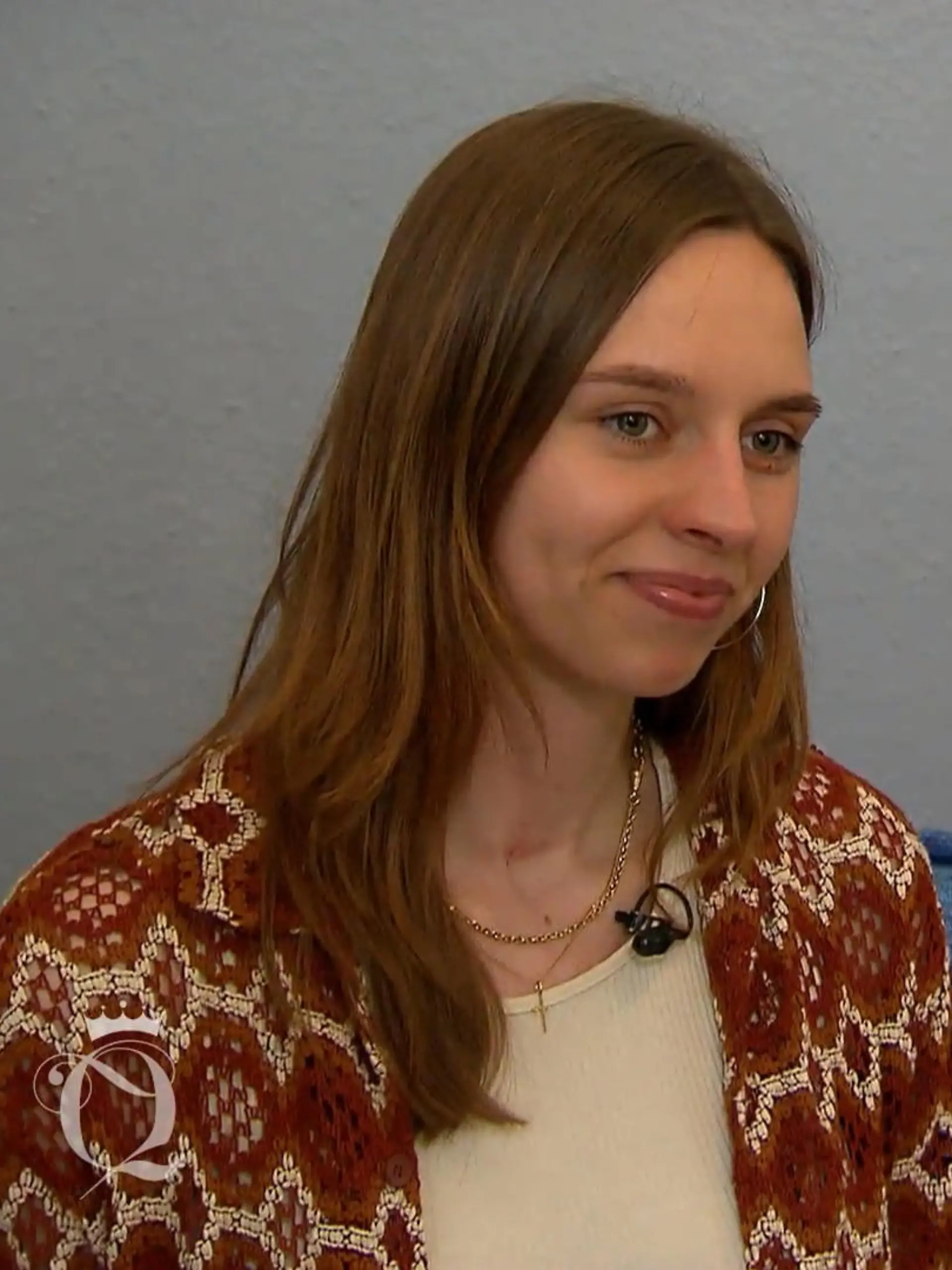 Shopping Queen: Zwei skeptisch dreinblickende Frauen