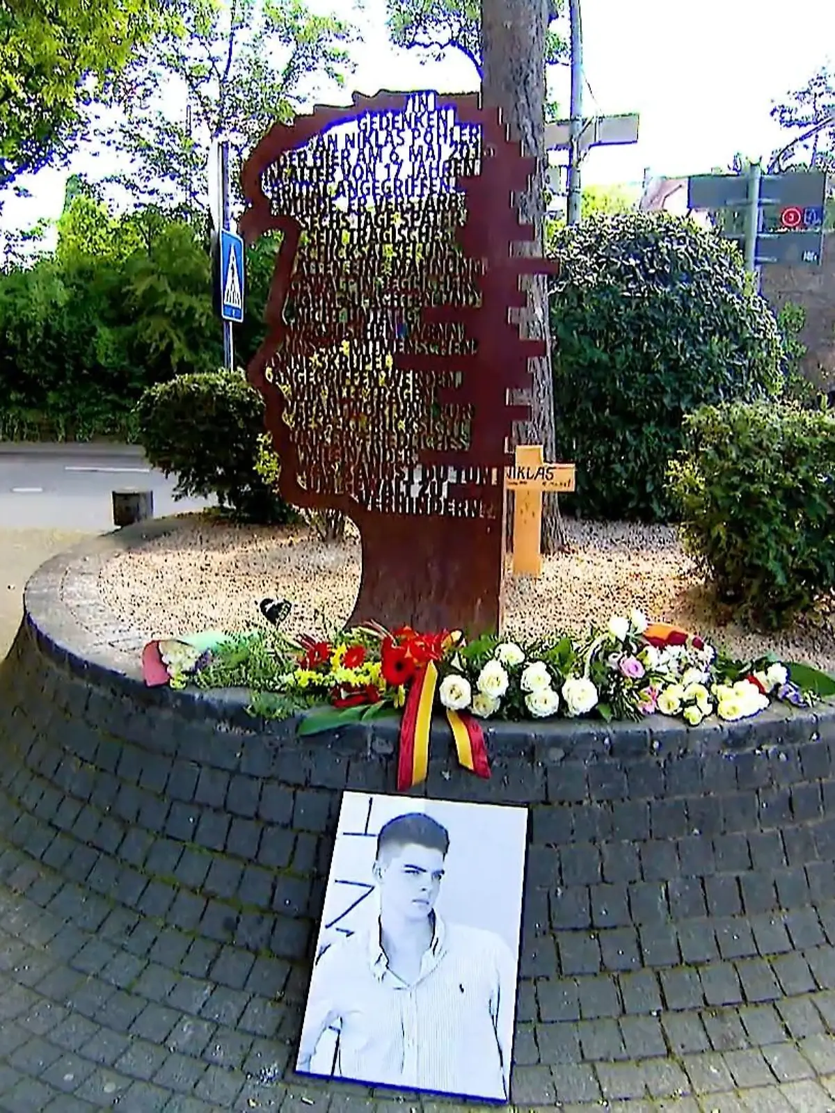 Bild zu: "Niklas (†17) starb nach tödlichem Angriff"