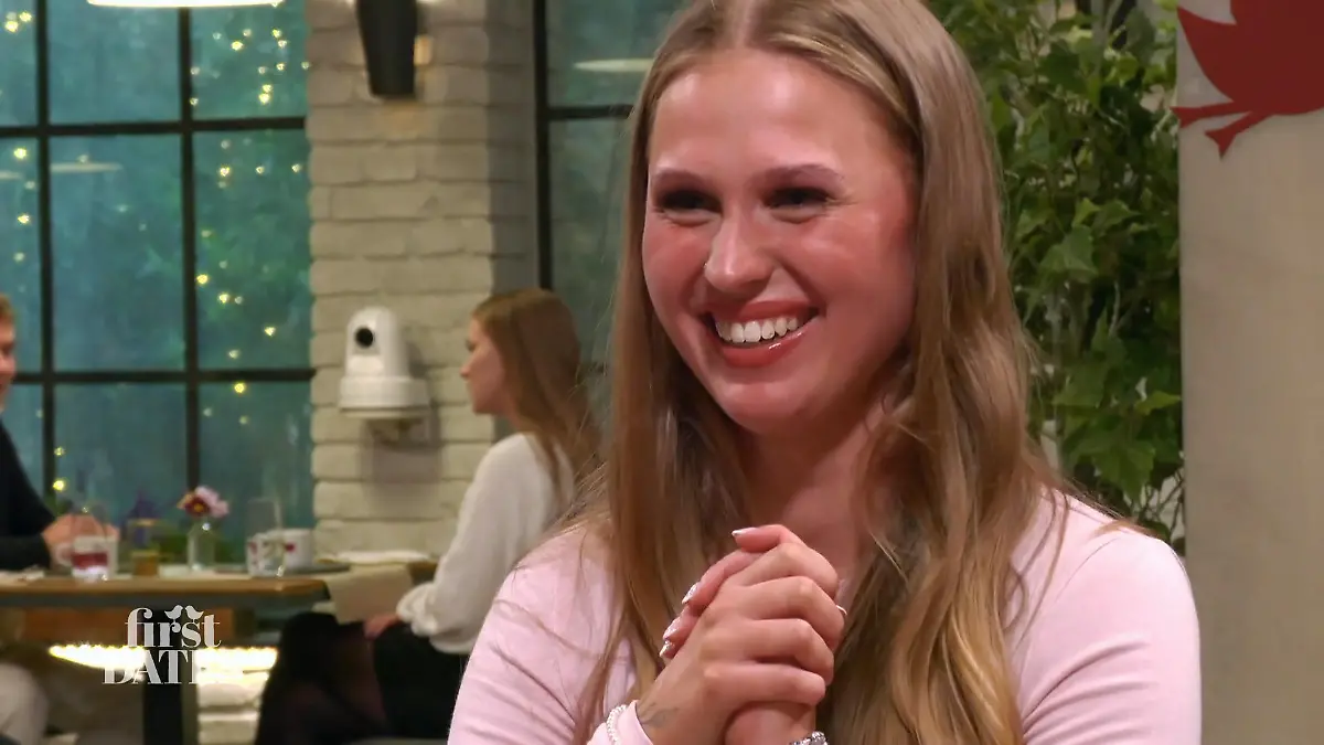 Céline merkt Lukas' Nervosität Schüchtern, aber süß