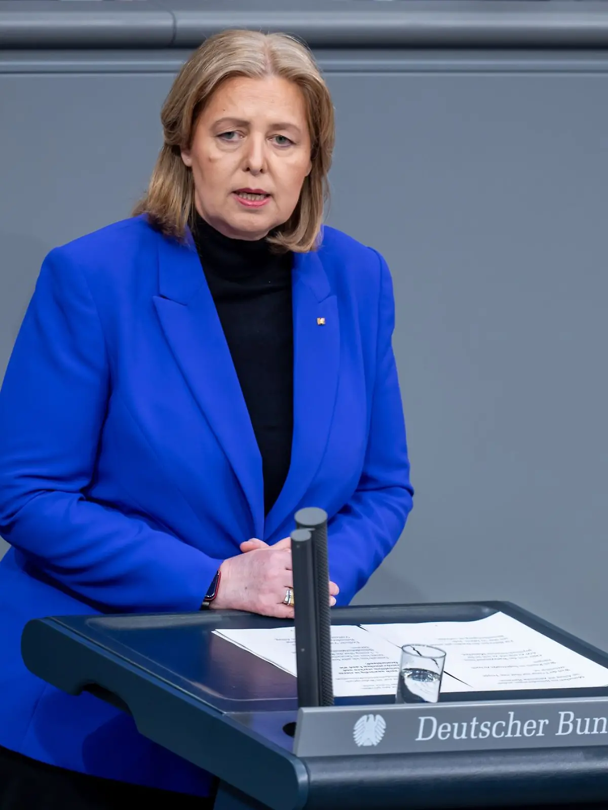 Bild zu: "Ärger um Sozialleistungen"