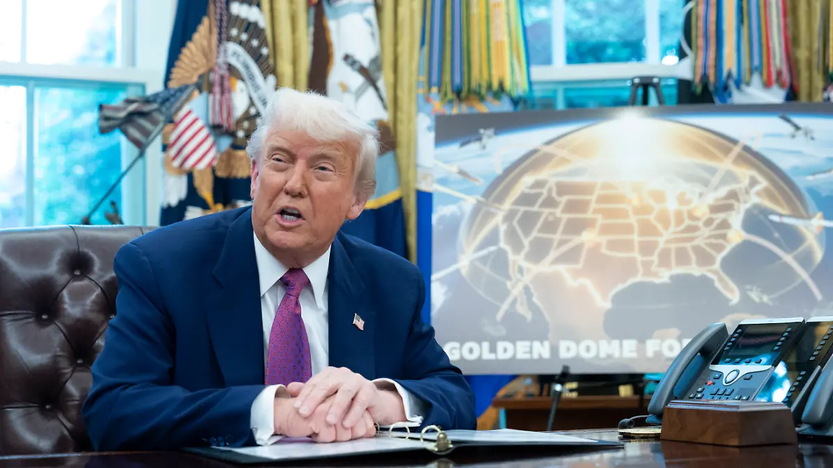 United States President Donald J Trump, accompanied by US Secretary of Defense Pete Hegseth, announces he has selected the path forward for his ambitious Golden Dome missile defense shield, in the Oval Office of the White House in Washington, DC, US, on Tuesday, May 20, 2025. Credit: Chris Kleponis / Pool via CNP/AdMedia