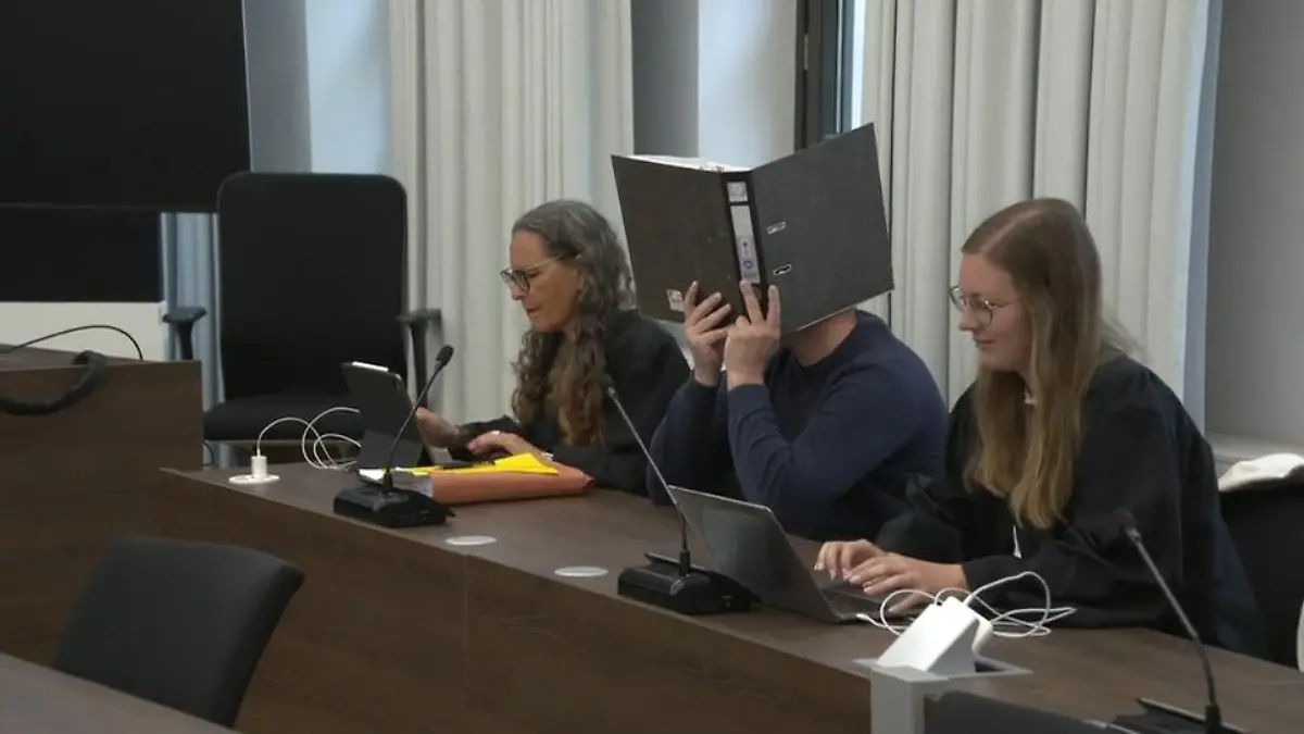 Valeries (36) Killer vor Gericht: War es Mord oder Totschlag? Jetzt sagt seine Exfreundin aus