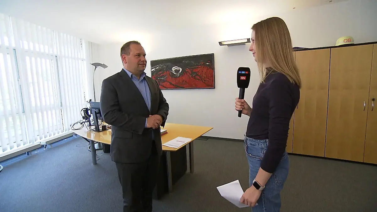 Interview mit Dennis Rehbein (Oberbürgermeister Hagen) Ärger um Sozialleistungen
