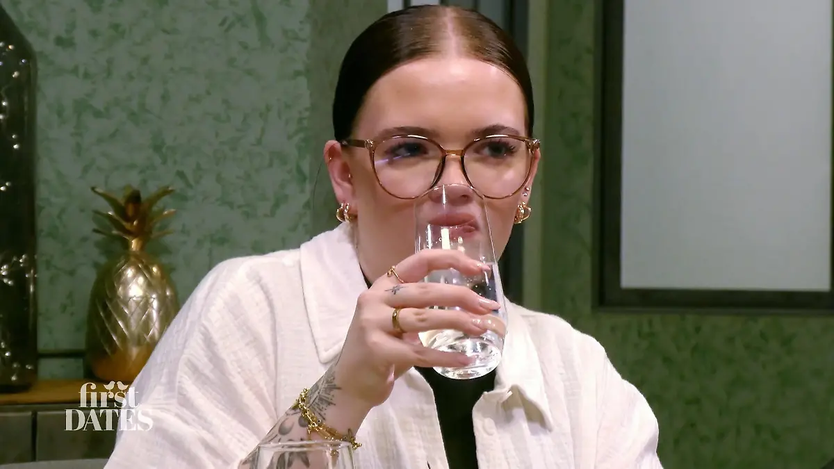 Lustig? Haken dran. Aber schüchtern? Findet Annika schwierig. Themen abklopfen