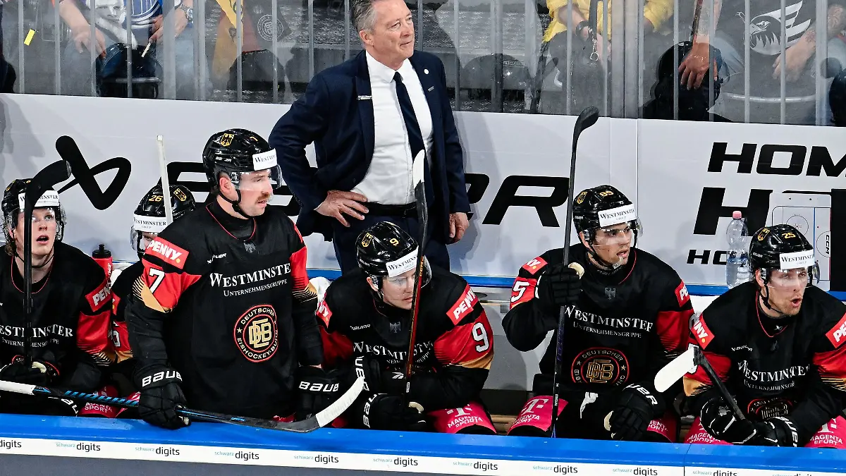 Nach zwei Enttäuschungen bei der WM 2025 und Olympia 2026 steht auch Bundestrainer Harold Kreis mehr unter Beobachtung. (Archivbild)