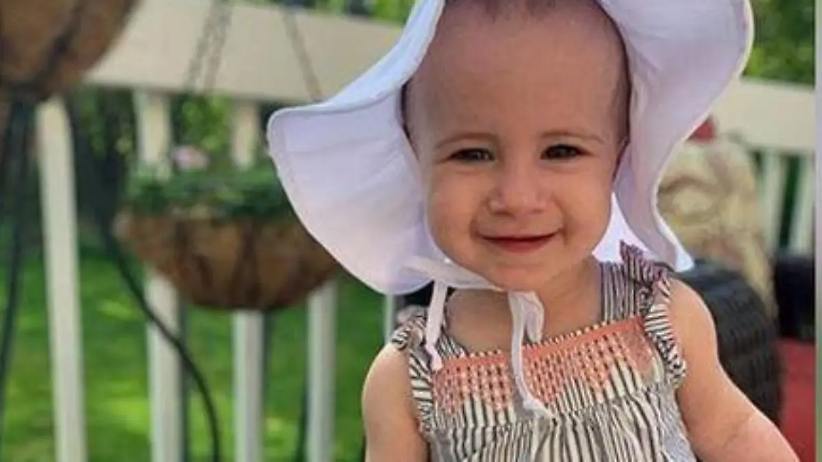 Die kleine Chloe fiel aus einem Fenster auf einem Kreuzfahrtschiff.