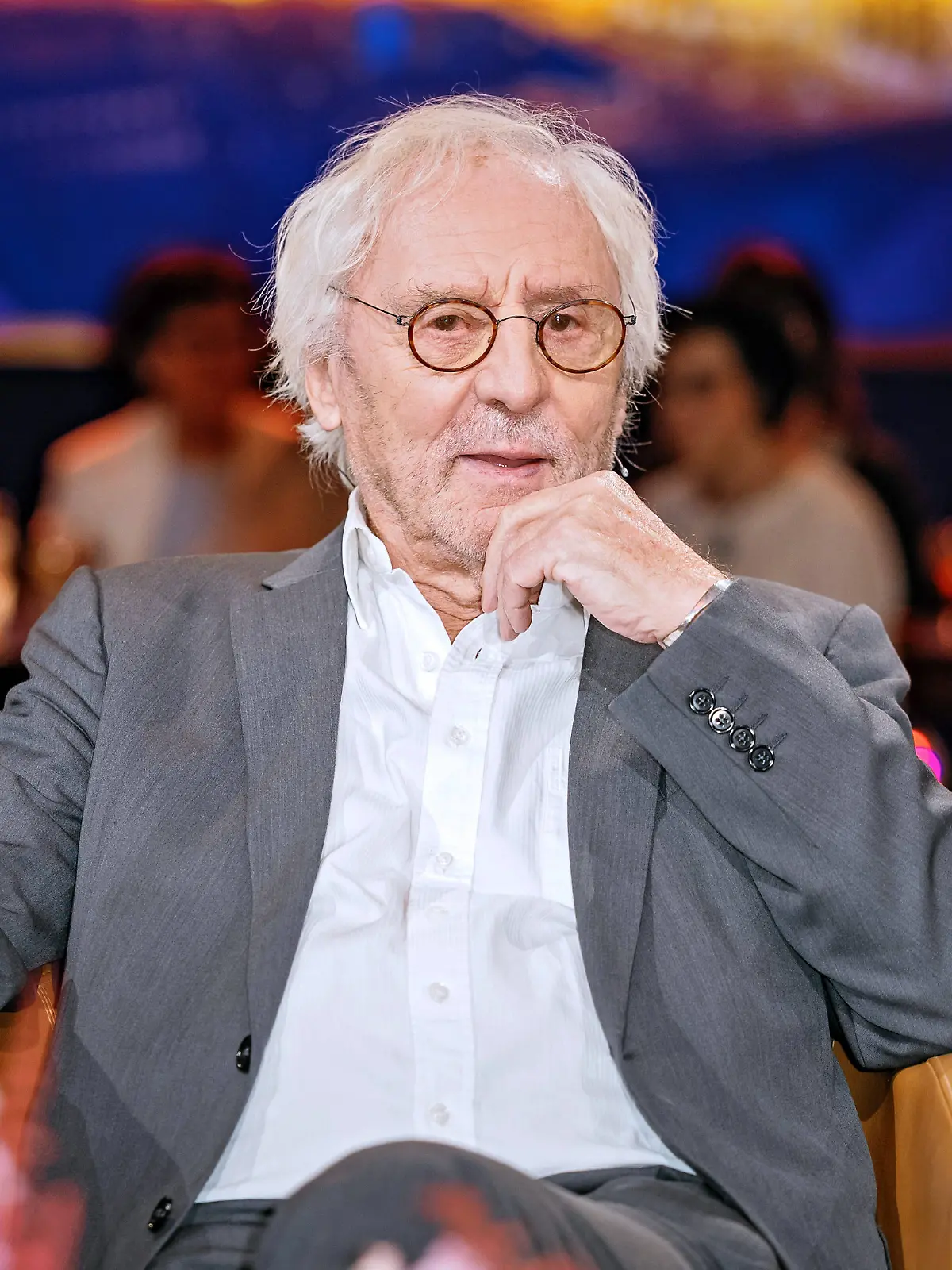 MDR - Riverboat. Schauspieler Günther Maria Halmer anläßlich der Aufzeichnung der MDR - Talkshow Riverboat am 26.04.2024 in der Mediacity Leipzig. 20240426SFL0043 *** MDR Riverboat actor Günther Maria Halmer on the occasion of the recording of the MDR talk show Riverboat on 26 04 2024 in the Mediacity Leipzig 20240426SFL0043