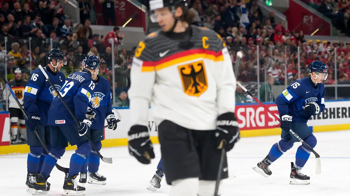 Kapitän Moritz Seider und die deutsche Mannschaft verlieren zum WM-Auftakt gegen Finnland.