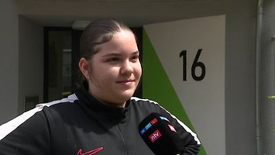 Kurz vor Gruppenvergewaltigung in Berliner Wohnung: Alena (14) sah, wie vor dem Haus eine Frau geschlagen wurde