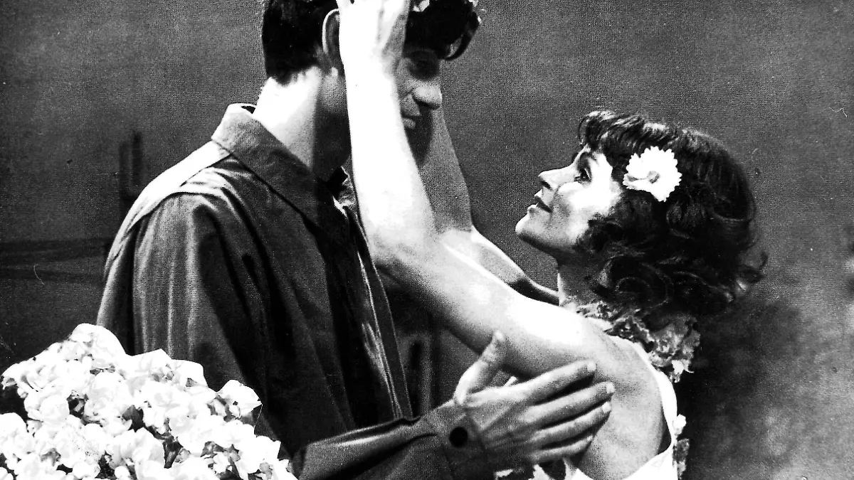 Angelica Domröse und Winfried Glatzeder in den Titelrollen in dem Film 'Die Legende von Paul und Paula', DDR 1973, Regie: Heiner Carow. (Aufnahmedatum: 01.01.1973-31.12.1973)