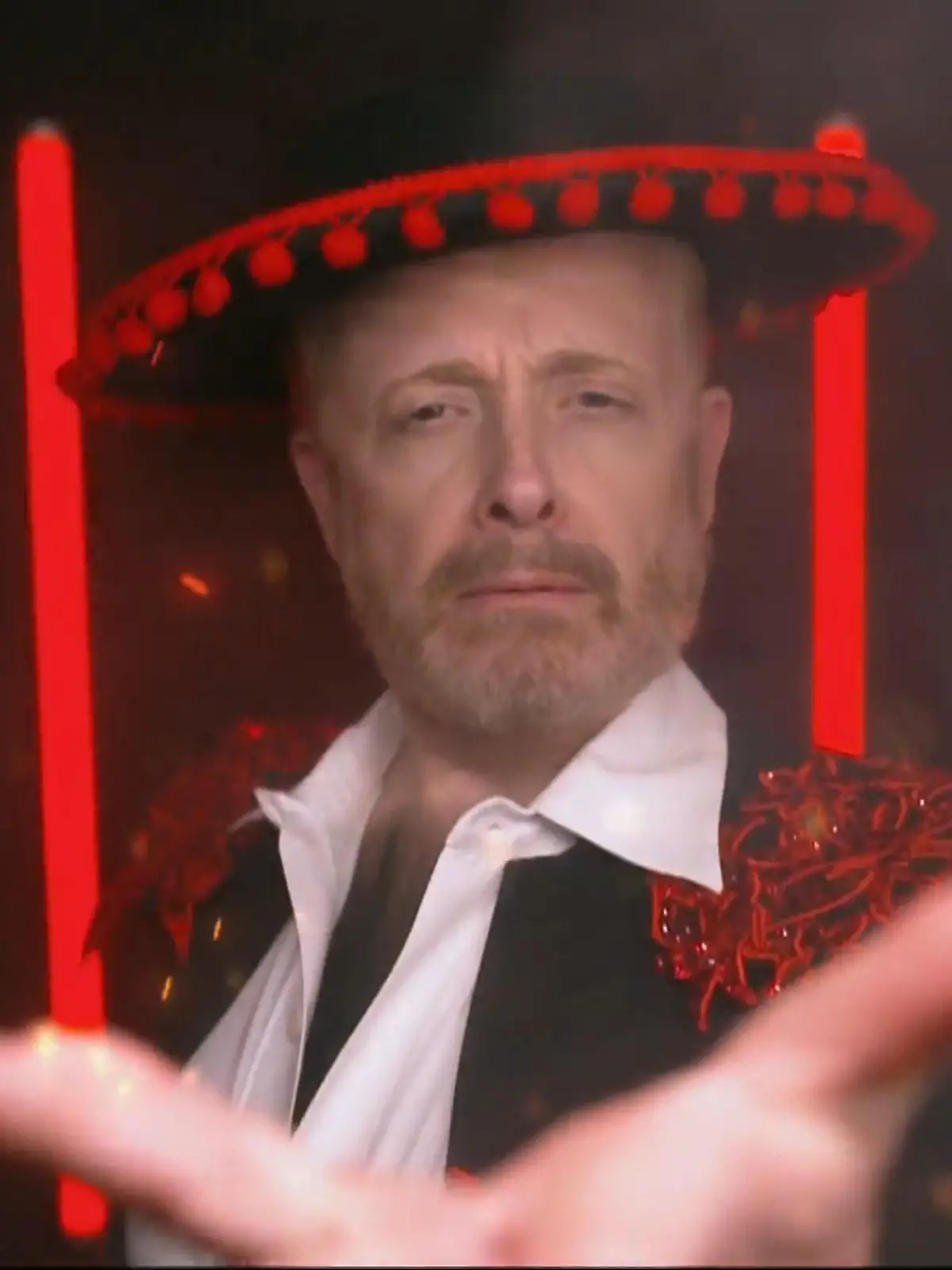 Bild zu: "Paso Doble mit Mariia: Kann Ross jetzt den starken Matador glaubhaft verkörpern?"