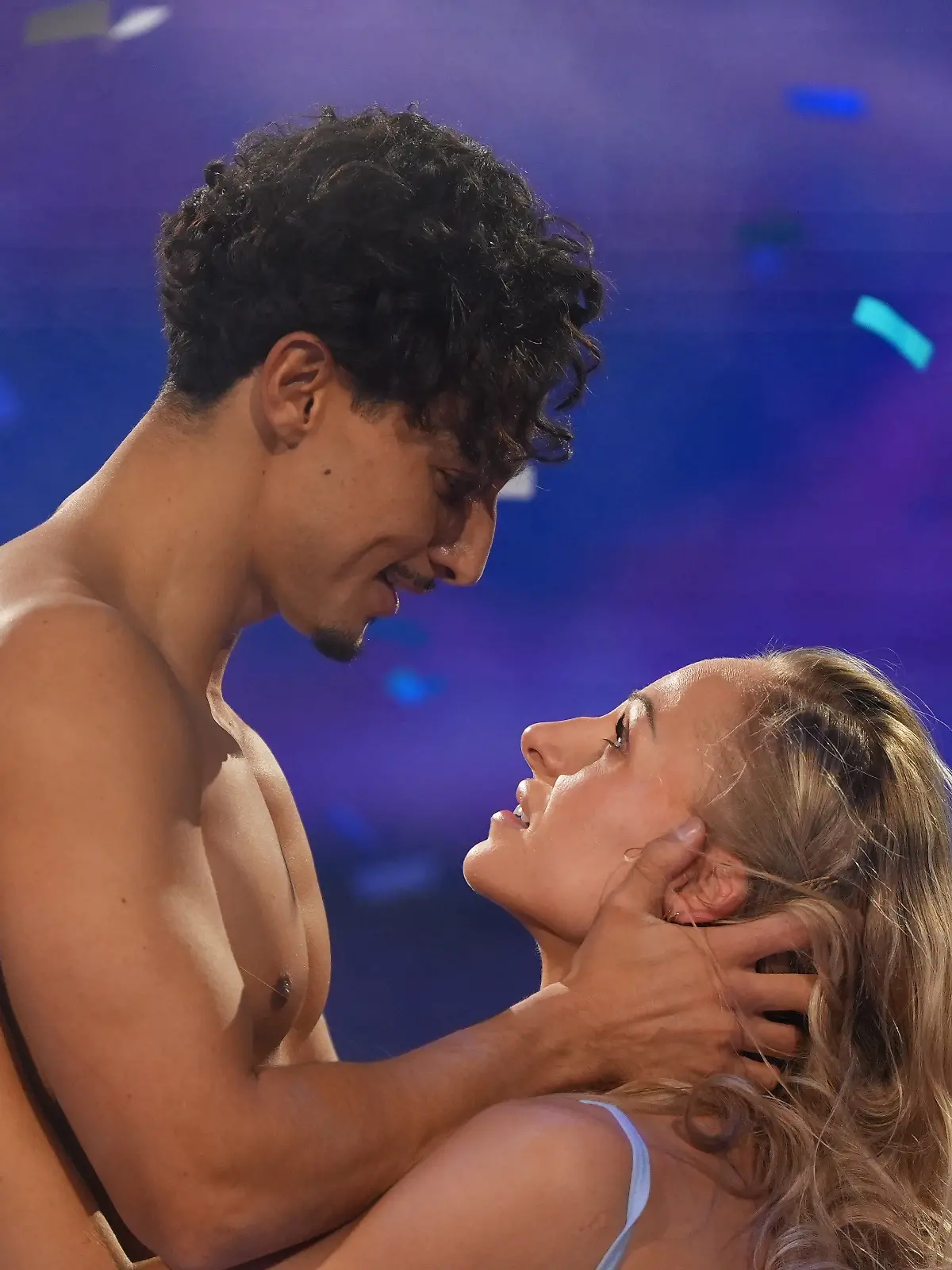 Hier lag ganz schön viel Liebe in der Luft! Milano und Marta Arndt begeisterten mit einem Contemporary zu „Mon Amour” von Slimane. Dafür gab es stolze 28 Punkte.

