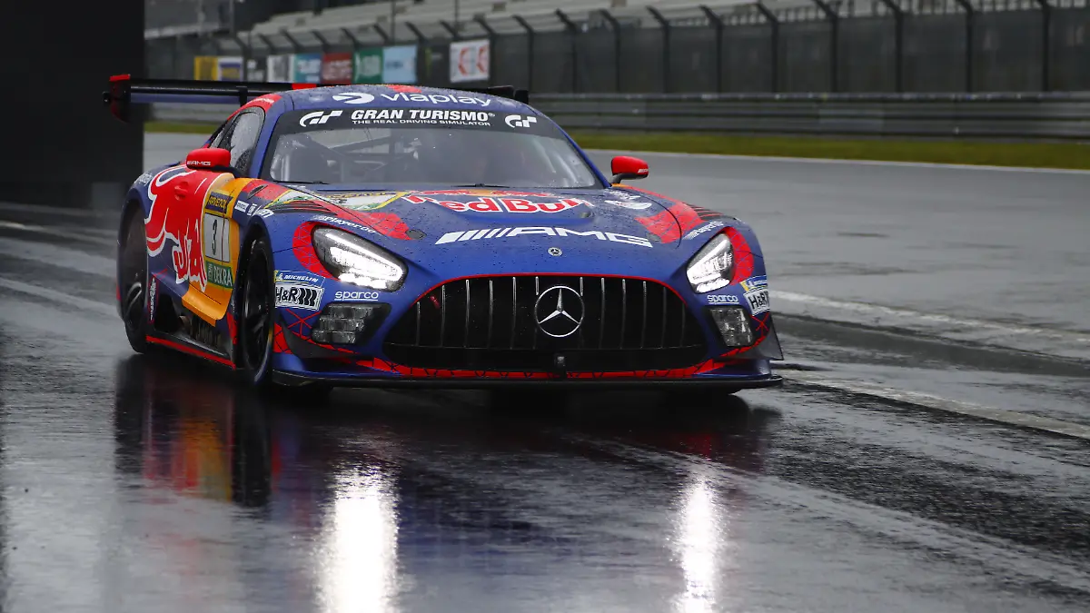 #3 Max Verstappen (NDL) / Lucas Auer (AUT) / Jules Gounon (AND) / Daniel Juncadella (ESP), Mercedes-AMG GT3 Evo, Mercedes-AMG Team Verstappen Racing - Winward Racing (GER) in der Boxengasse GER, Motorsport, 54. ADAC Ravenol 24H-Rennen Nuerburgring 2025, Mittwoch, Impressionen vor dem Rennen, Nuerburg, 13.05.2026 Foto: Eibner-Pressefoto/Juergen Augst