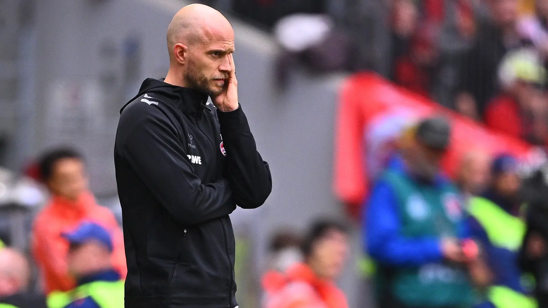 Bild zu: "FC-Trainer Wagner spricht über emotionale Begegnung"