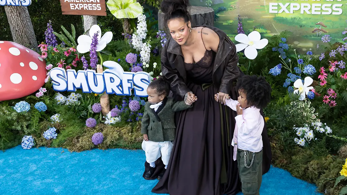 Riot Rose Mayers, Rihanna and RZA Athelston Mayers attend the arrivals of Paramount Pictures U.S. Premiere of SMURFS at The Paramount Theater in Los Angeles, CA on July 13, 2025. (Photo by Corine Solberg/Sipa USA)