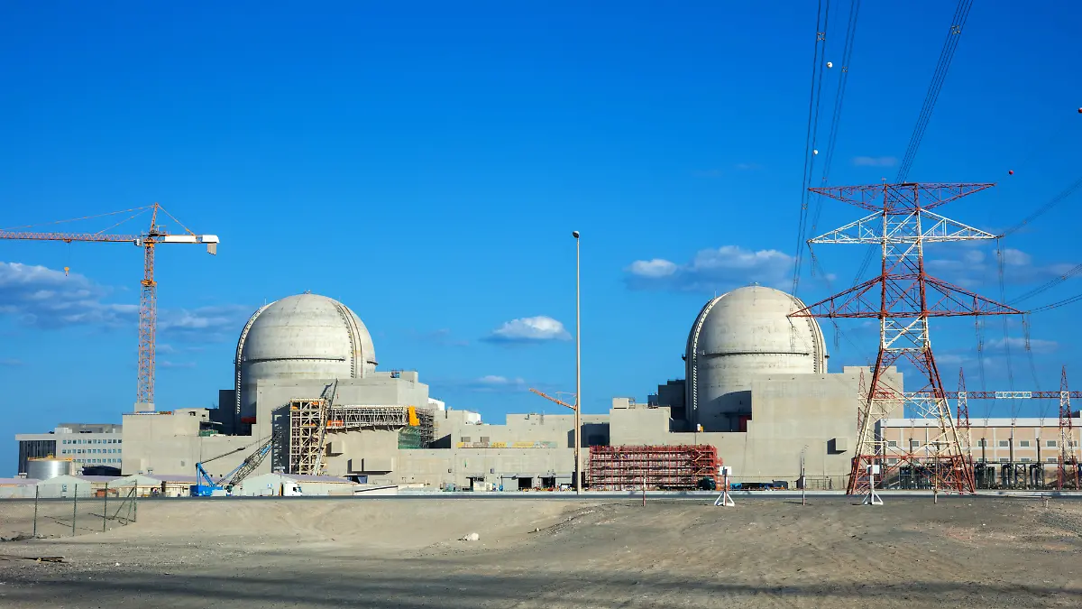 (FILES) A handout picture obtained from the media office of the Barakah Nuclear Power Plant on February 13, 2020, shows a view of the power plant in the western Al Dhafra Region -formerly know as the Gharbiya region- of Abu Dhabi on the Gulf coastline about 50 kilometres west of Ruwais. A fire broke out following a drone strike on a nuclear power plant in the emirate of Abu Dhabi on May 17, 2026, authorities said, reporting no injuries or impact on radiation levels. "Authorities in Abu Dhabi responded to a fire incident that broke out in an electrical generator outside the inner perimeter of the Barakah Nuclear Power Plant in the Al Dhafra Region, caused by a drone strike," the Abu Dhabi Media Office wrote in a social media post. (Photo by Barakah Nuclear Power Plant / AFP) / RESTRICTED TO EDITORIAL USE - MANDATORY CREDIT "AFP PHOTO /Barakah Nuclear Power Plant" - NO MARKETING - NO ADVERTISING CAMPAIGNS - DISTRIBUTED AS A SERVICE TO CLIENTS