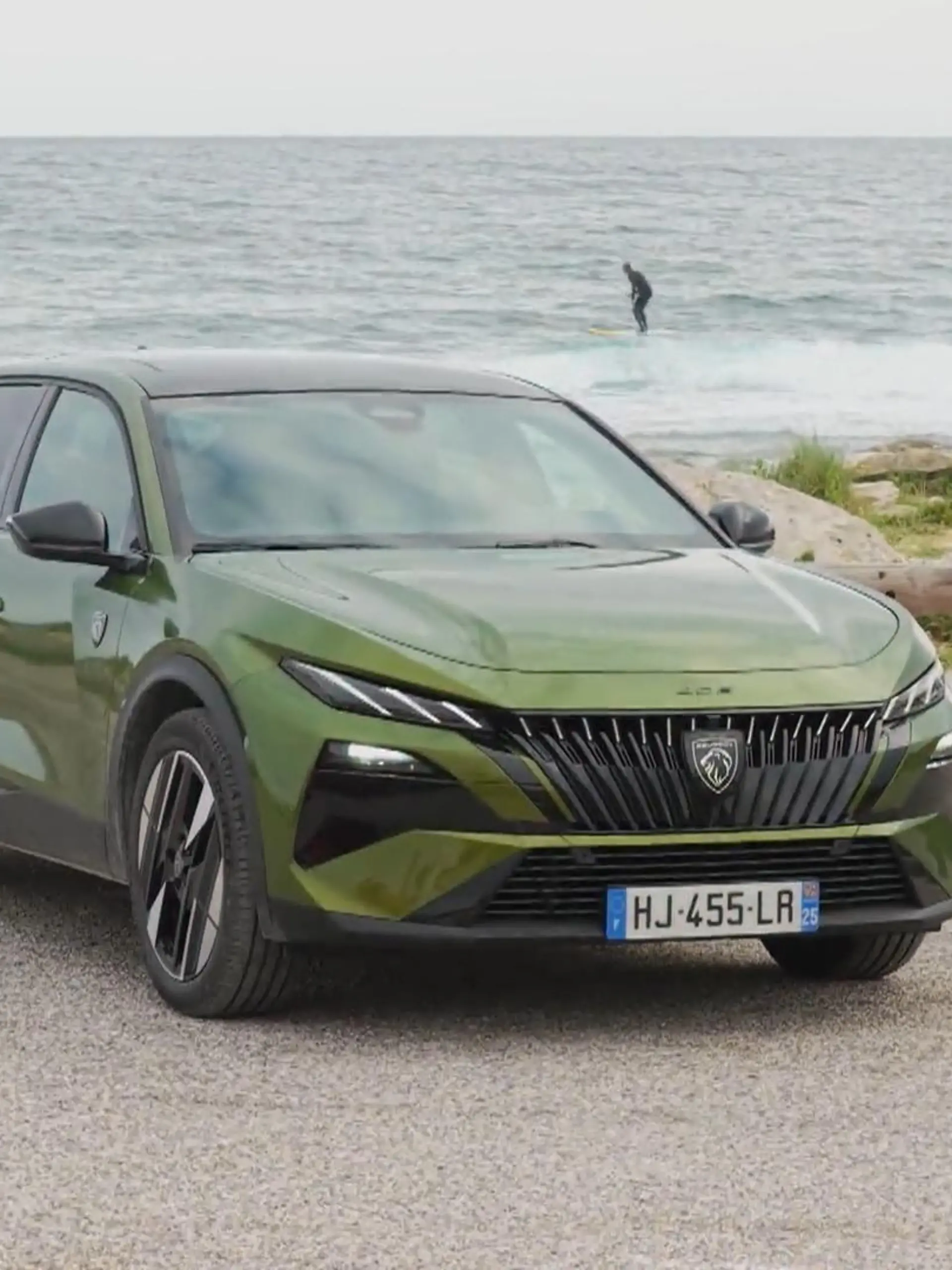 Bild zu: "Andreas Jancke testet den Peugeot 408"
