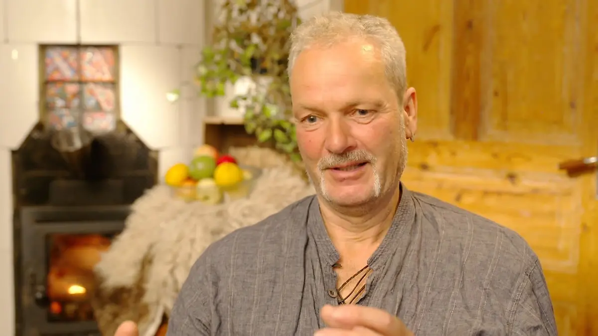 Turner verliert sein Herz sofort an Ariane Liebe auf den ersten Blick