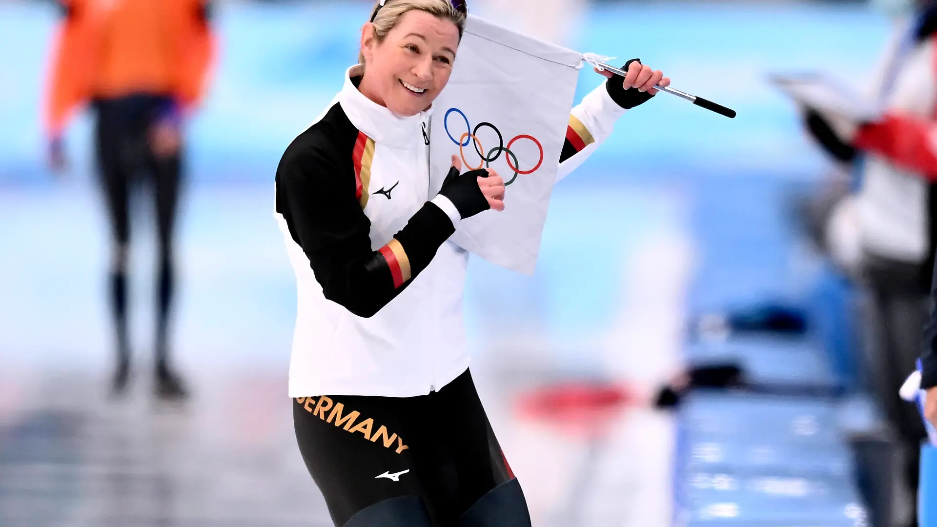 Sport Themen der Woche KW05 Sport Bilder des Tages PECHSTEIN Claudia Team GER 3000m der Frauen am Samstag den 05.02.2022 in Peking Olympische Winterspiele 2022 in Peking/ China *** PECHSTEIN Claudia Team GER 3000m women on Saturday 05 02 2022 in Beijing Olympic Winter Games 2022 in Beijing China