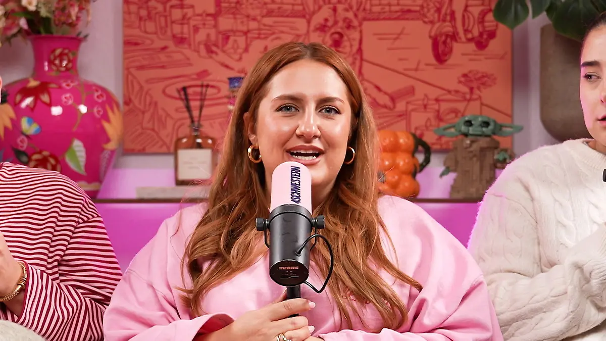 Ex-„Let's Dance"-Star hat 50 Kilo verloren – doch Besuche bei Mama sind ein Problem! selfiesandra im Podcast „4 Schwestern"