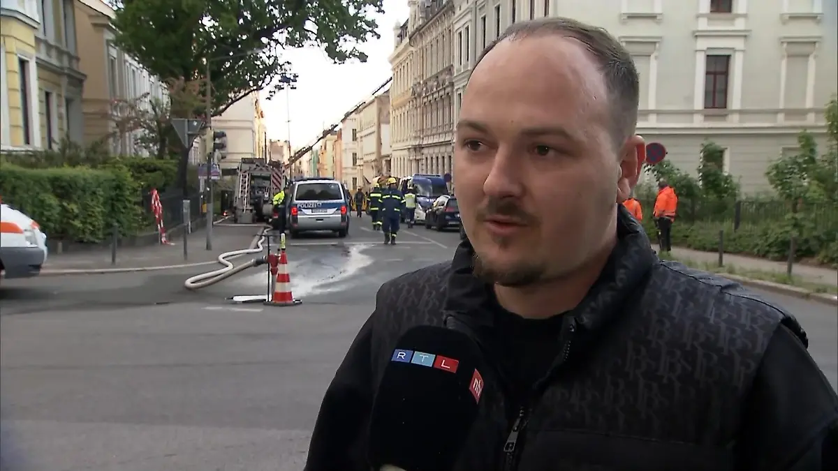 Dramatischer Hauseinsturz in Görlitz – Angehöriger bangt um vermisste Ehefrau! Suche unter den Trümmern