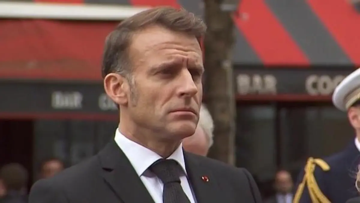 Affären-Gerüchte um Emmanuel Macron! Ist SIE der Grund für die Skandal-Ohrfeige? Buch „Ein (fast) perfektes Paar“ heizt Gerüchte an
