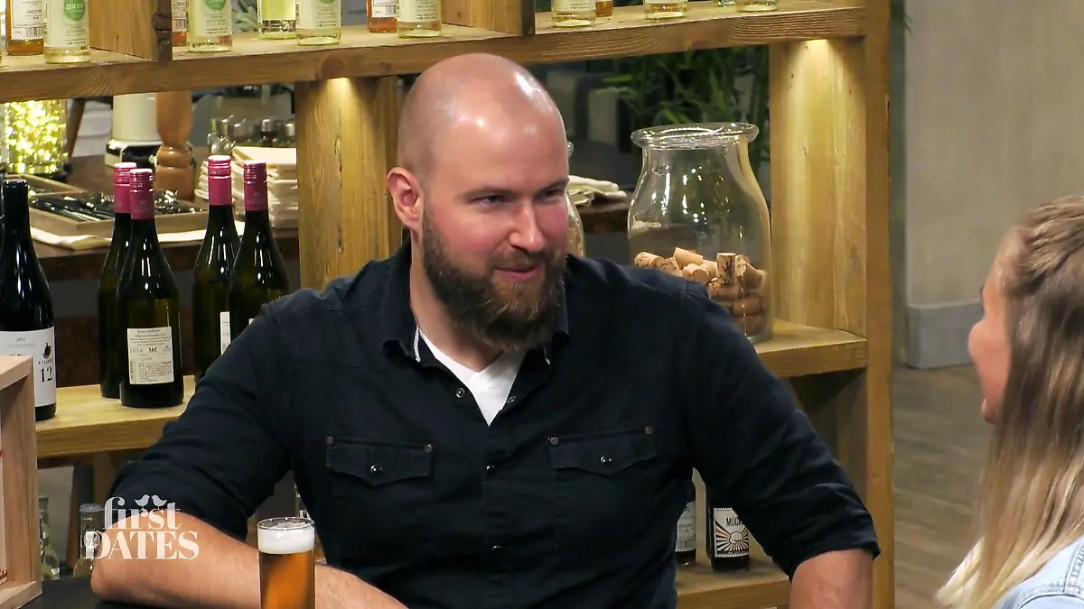 Bild zu: "First Dates: Michael plant schon die Hochzeit und Lasagne für Nathalie"