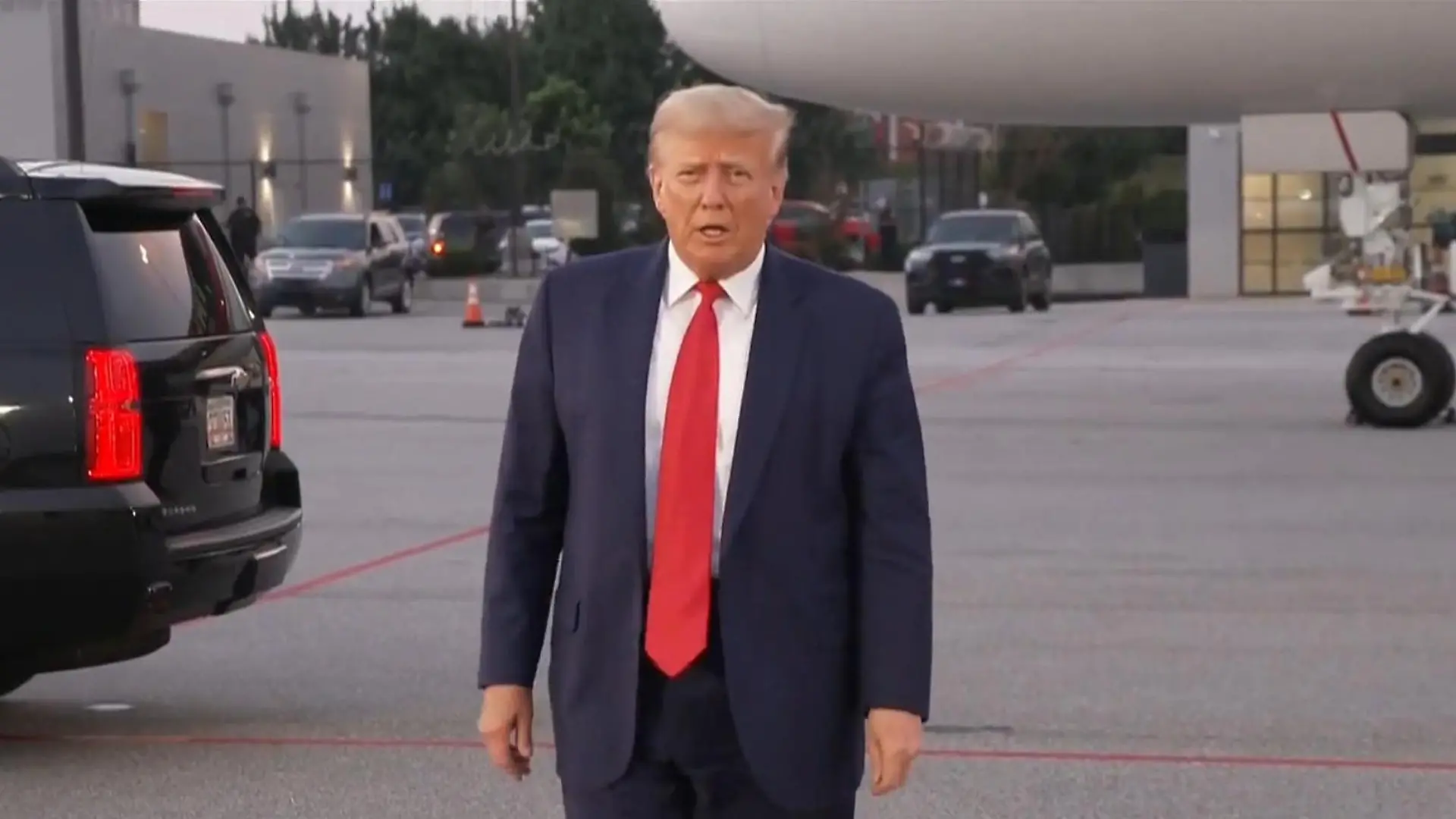 Trump entsetzt mit Steuer-Deal – weil er DIESE Sonderrechte für seine Familie bekommt! Skandal um US-Präsident