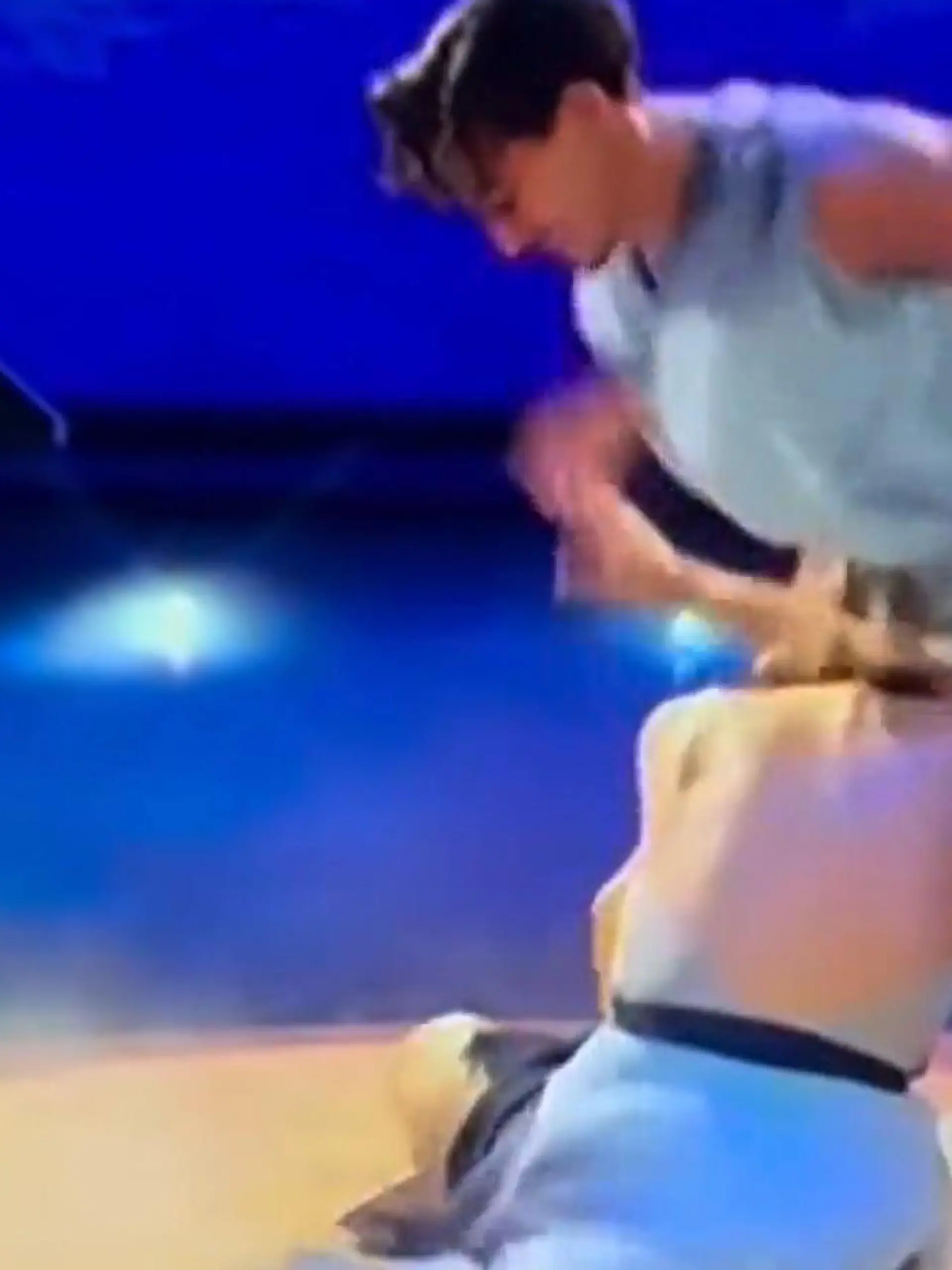 Bild zu: "Voll in den Schritt! „Let's Dance"-Star Milano erlebt schmerzhaften Probe-Moment"