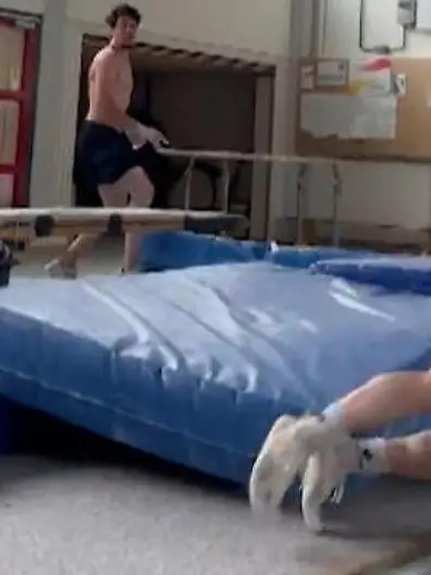 Bild zu: "Landung auf Beton! Fabian Hambüchen erleidet Trainingsunfall mit Ex-„Let’s Dance"-Gewinner"