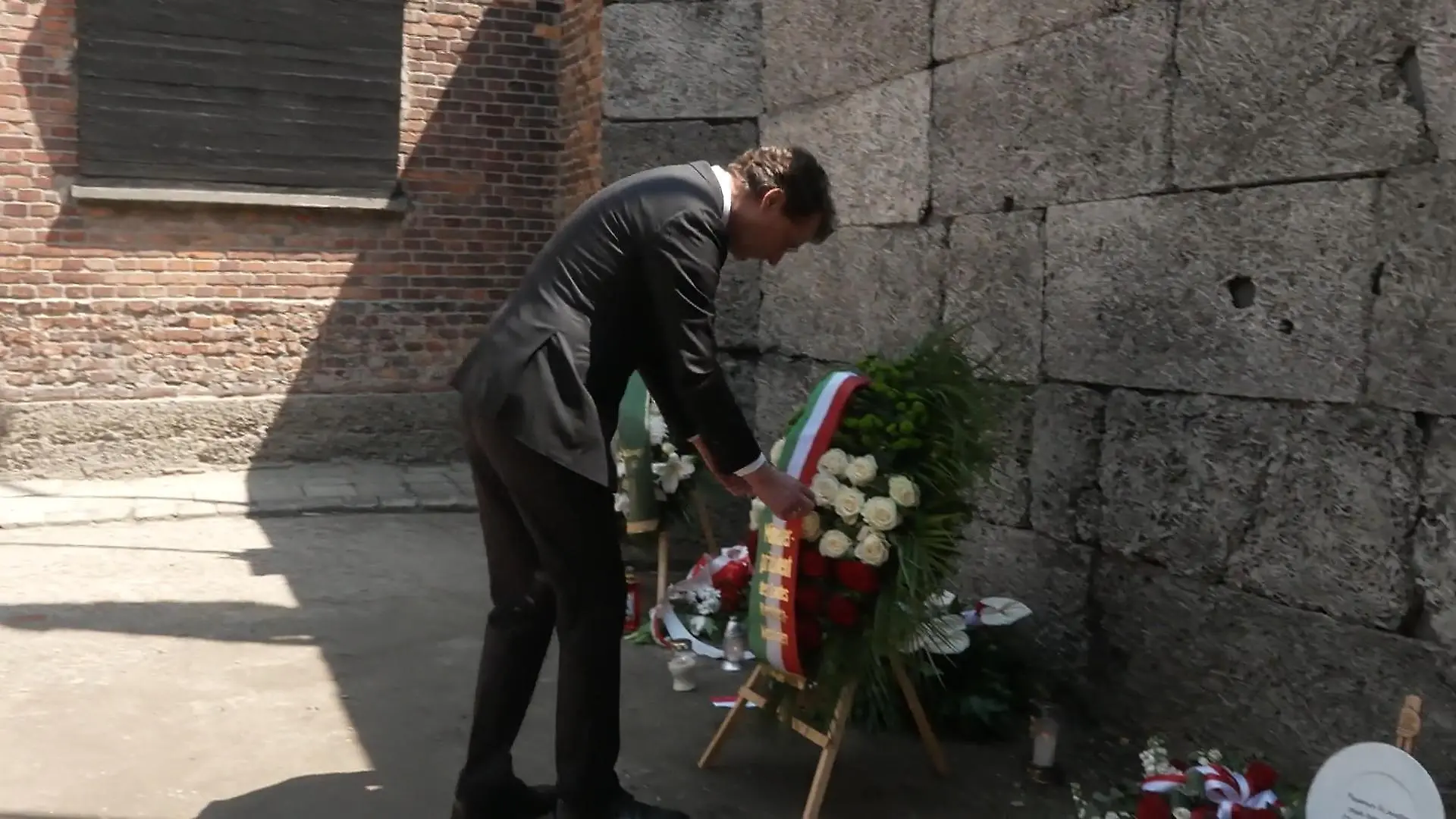 Wüst im KZ Auschwitz Ministerpräsident besucht Polen