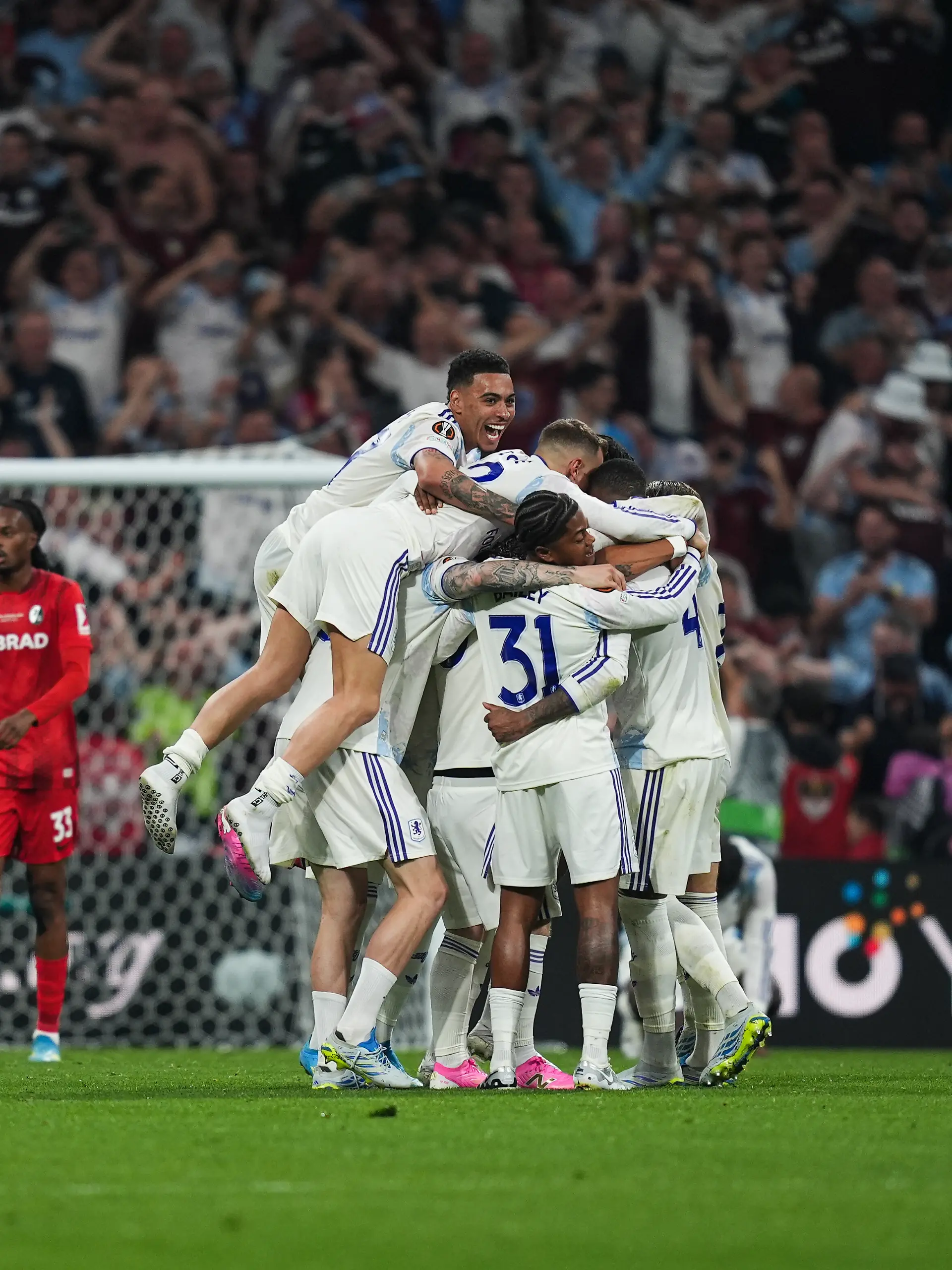 Aston Villa players seen celebrating victory after the final whistle of the UEFA Europa League Final against SC Freiburg at Besiktas Park. Final score; Aston Villa 3:0 SC Freiburg. (Photo by Ismael Adnan / SOPA Images/Sipa USA)
