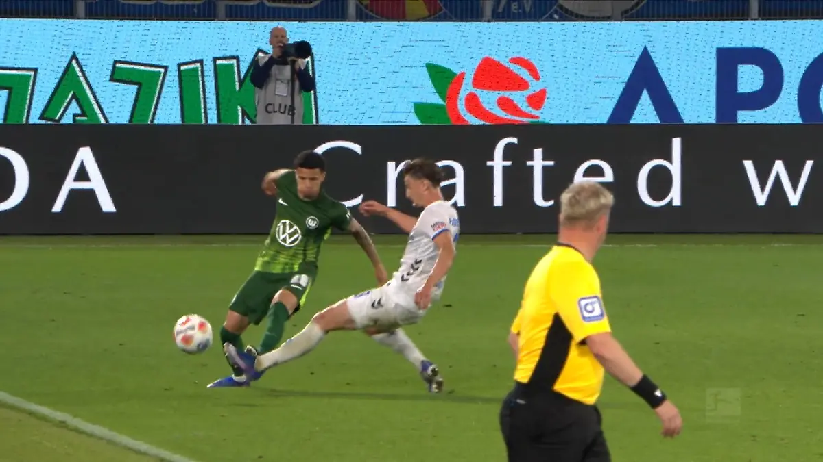 Trotz Rot-Aufreger! SC Paderborn träumt nach Relegations-Krimi vom Bundesliga-Aufstieg 0:0 gegen VfL Wolfsburg