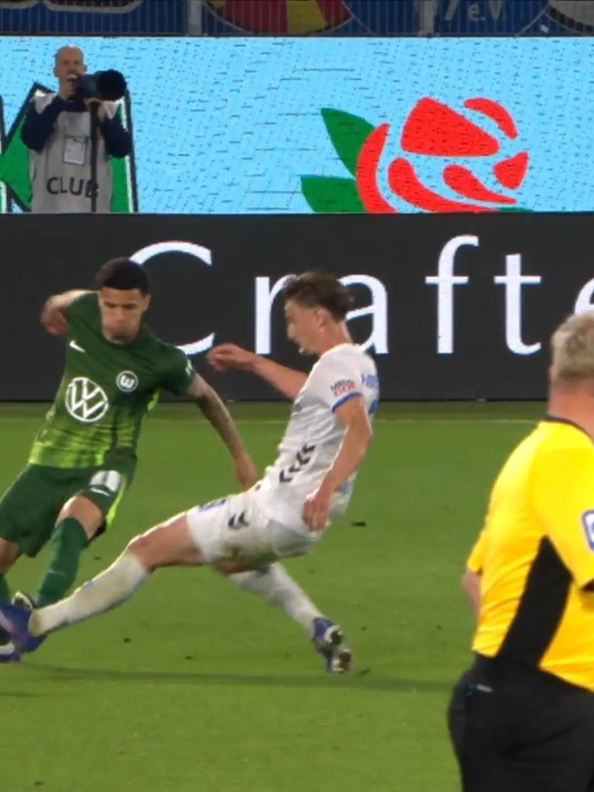 Bild zu: "Trotz Rot-Aufreger! SC Paderborn träumt nach Relegations-Krimi vom Bundesliga-Aufstieg"