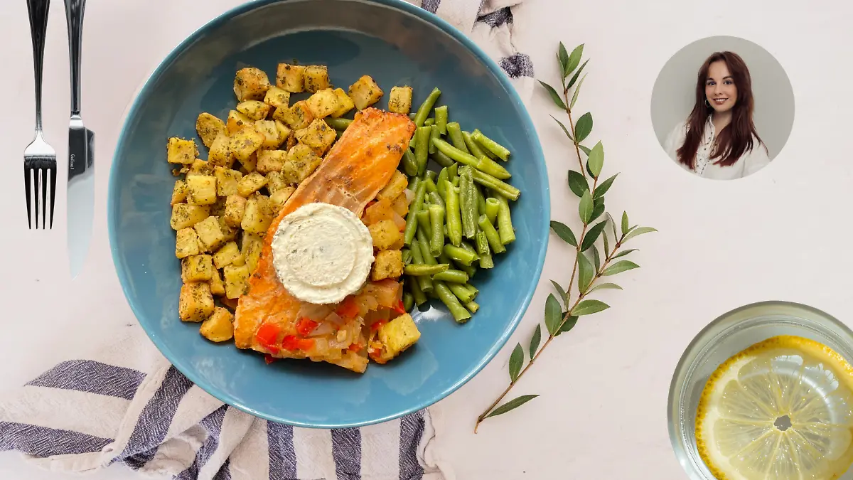 Factor Gericht aus Lachs mit Joghurtsauce, Bohnen und Kartoffeln auf einem Teller