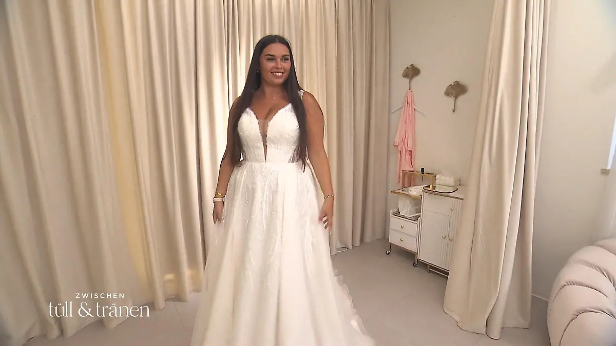 Findet Fan Xia doch noch den Wow-Look? Finale Robe