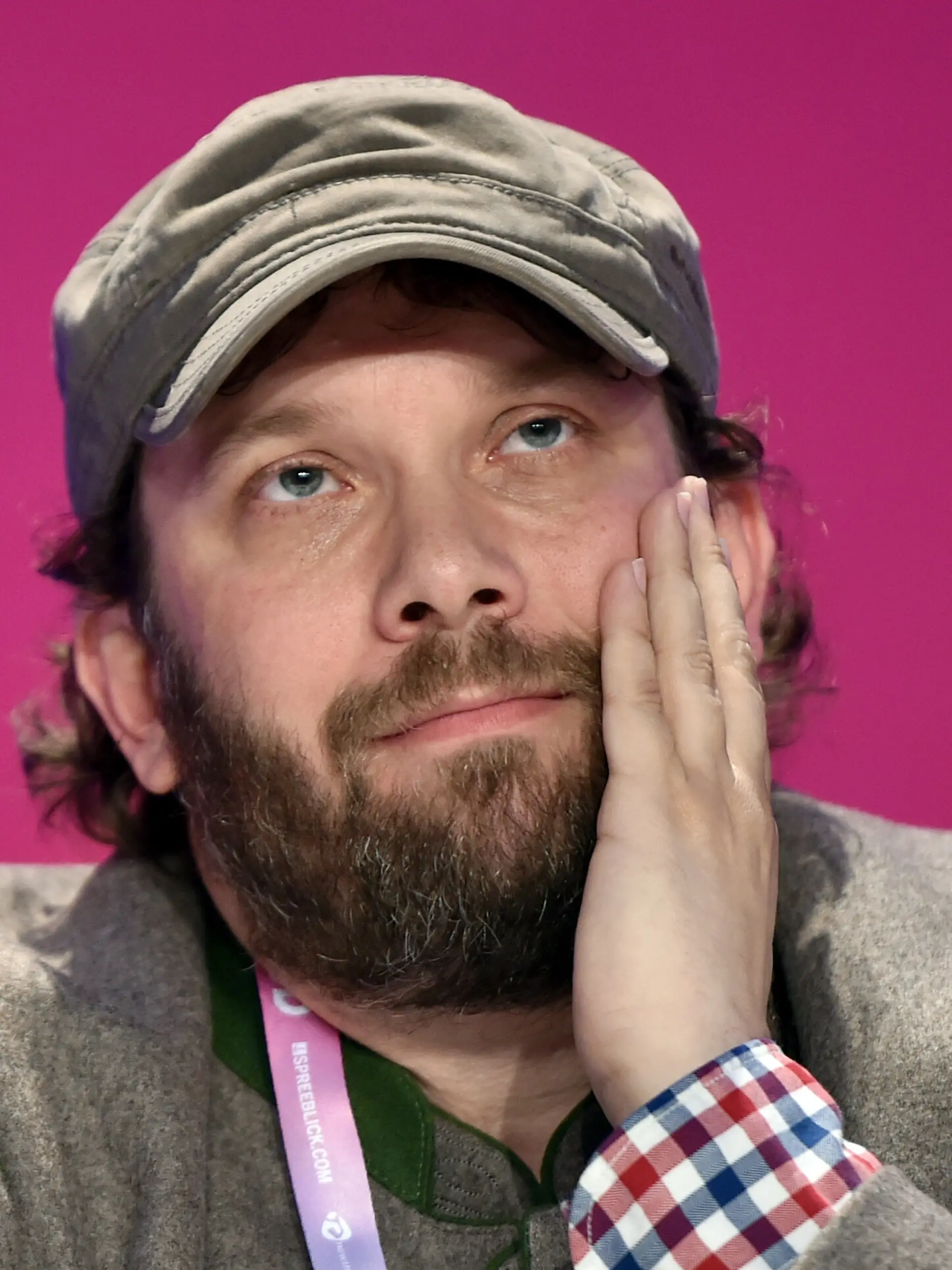 Der Schauspieler Christian Ulmen spricht am 08.05.2017 in Berlin auf der Internetkonferenz re:publica über die Serie "Jerks". Die Konferenz unter dem Motto "love out loud" findet vom 08.05. bis 10.05.2017 statt. Foto: Britta Pedersen/dpa-Zentralbild/dpa